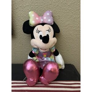 Disney Junior Minnie Mouse Bows-A-Glow Music‎ And Lights Plush Stuffed Animal